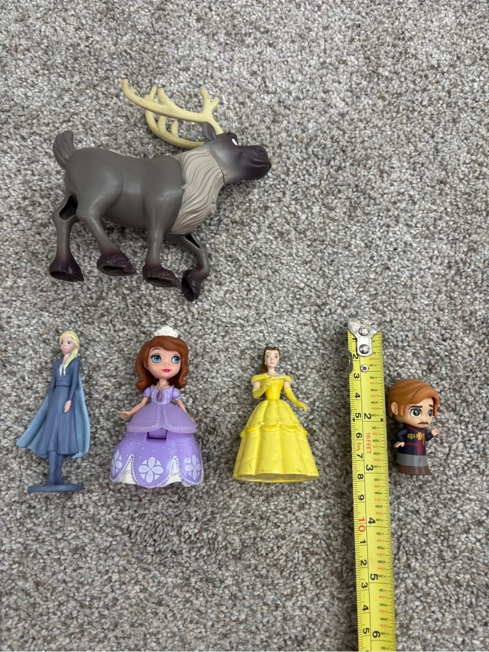 Lot of Disney Princess and Frozen Mini Figure Set
